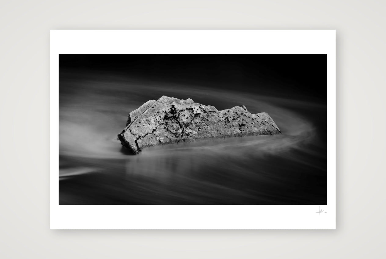 erode — 100×70cm, 39×28" Print only